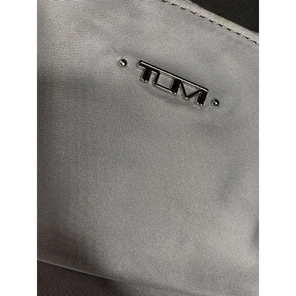 TUMI Nylon Tote Bag Laptop Travel Bag Gray Double Handles Zip Pockets Women's L - Picture 12 of 13